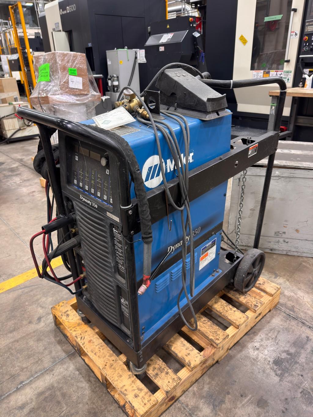 Complete Late Model CNC Mold Facility